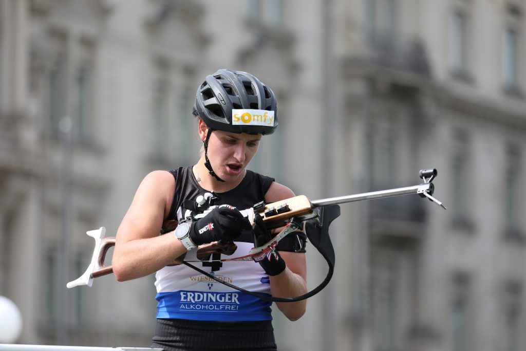 Julia Simon - City Biathlon / Biathlon Live via Julien Klein